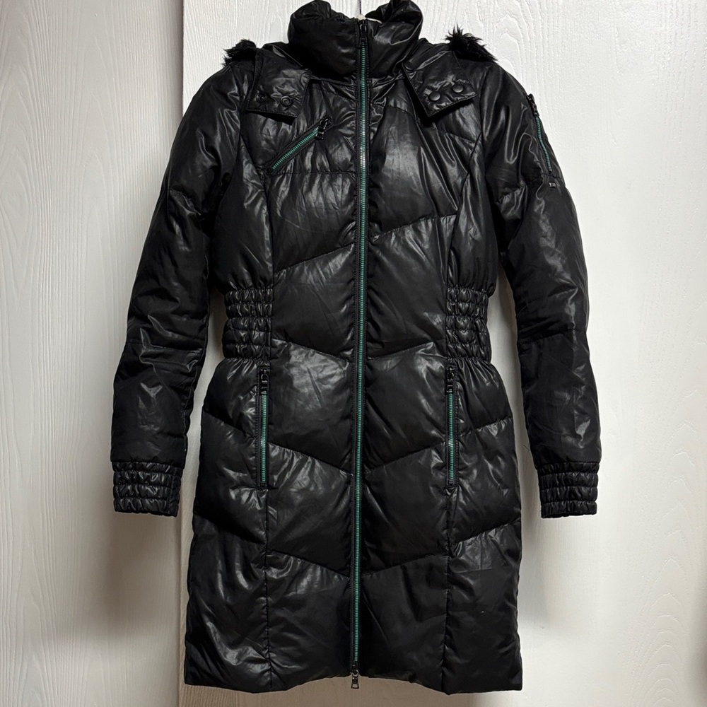 Esprit Vintage Black Down Puffer Coat with Green Accents/ Removable Faux Fur